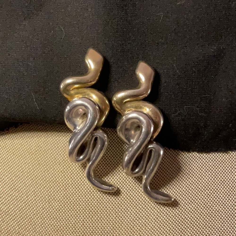 Snake earrings. Sterling silver